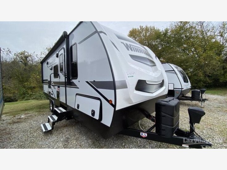 Thumbnail Photo undefined for New 2022 Winnebago Minnie 2201MB