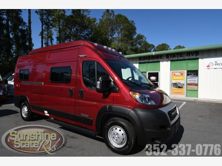 Thumbnail Photo undefined for New 2022 Winnebago Solis