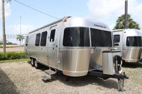 2023 Airstream Flying Cloud for sale 300452964