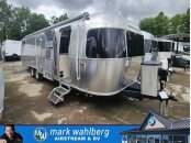 New 2023 Airstream Flying Cloud