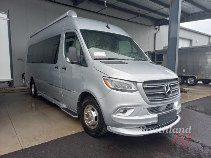 Thumbnail Photo undefined for New 2023 Airstream Interstate