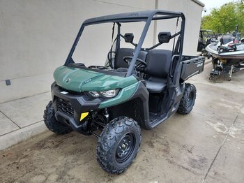 New 2023 Can-Am Defender HD7
