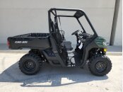New 2023 Can-Am Defender HD7