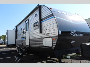 New 2023 Coachmen Catalina