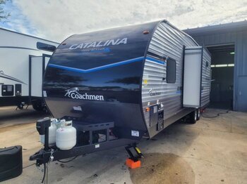 New 2023 Coachmen Catalina 30THS