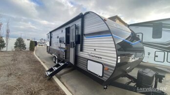 New 2023 Coachmen Catalina