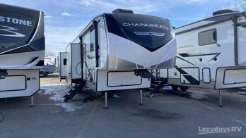New 2023 Coachmen Chaparral