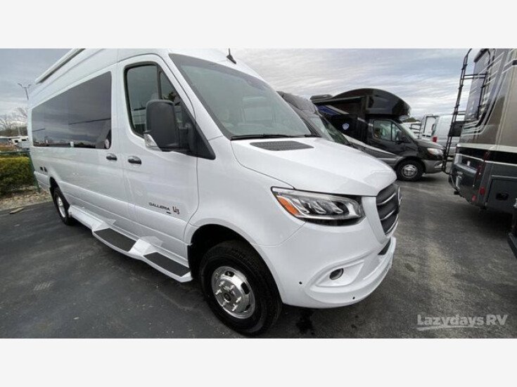 Thumbnail Photo undefined for New 2023 Coachmen Galleria 24FL