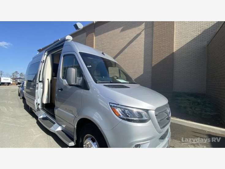 Thumbnail Photo undefined for New 2023 Coachmen Galleria 24FL