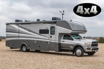 New 2023 Dynamax Isata