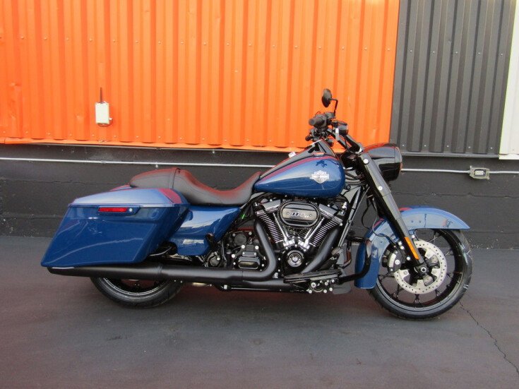 Thumbnail Photo undefined for New 2023 Harley-Davidson Touring Road King Special