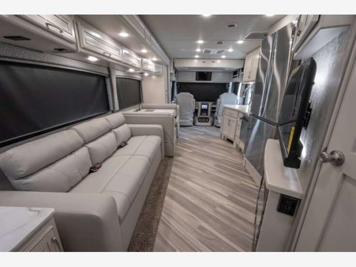 Thumbnail Photo undefined for New 2023 Holiday Rambler Vacationer 35K