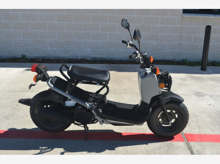Thumbnail Photo undefined for New 2023 Honda Ruckus