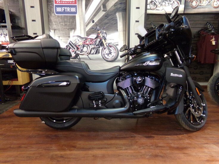 Thumbnail Photo undefined for New 2023 Indian Roadmaster Dark Horse