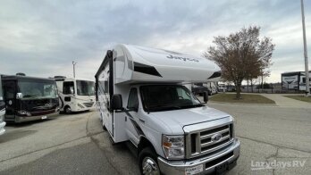 New 2023 JAYCO Redhawk