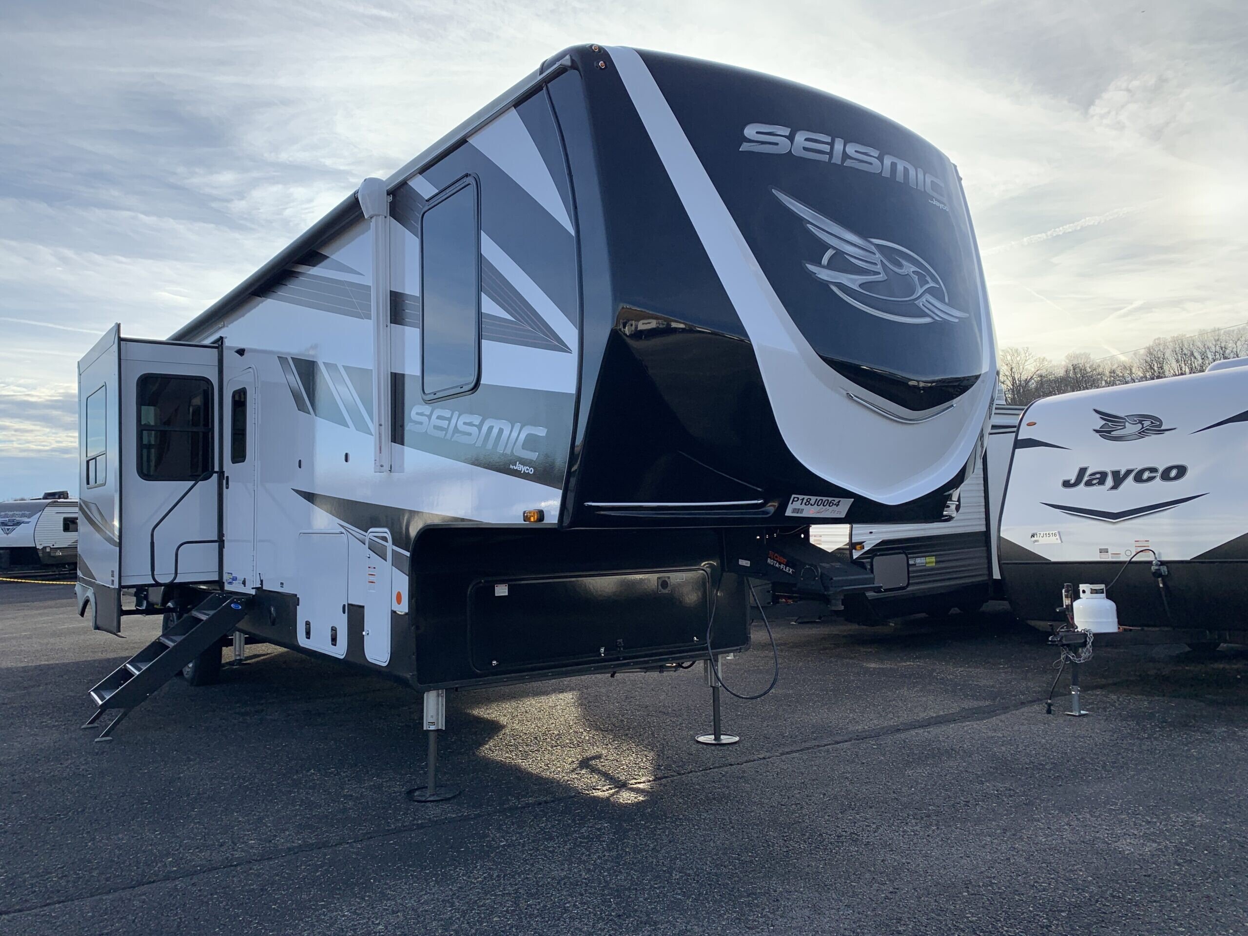 JAYCO Seismic RVs for Sale - RVs on Autotrader