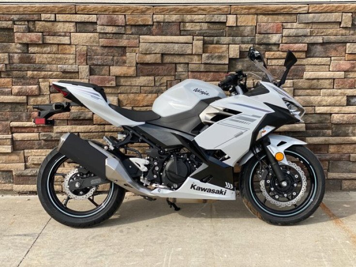 Thumbnail Photo undefined for New 2023 Kawasaki Ninja 400 ABS