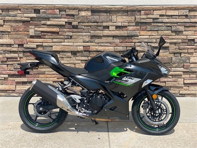 Ninja 400 deals white for sale