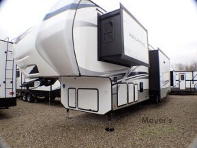 2023 Keystone Avalanche 390DS for sale 300421786
