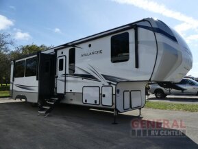 2023 Keystone Avalanche 390DS for sale 300508750