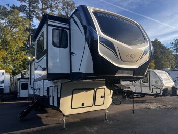 New 2023 Keystone Montana