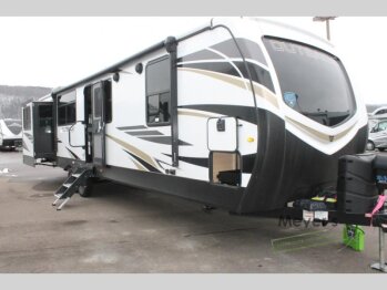 New 2023 Keystone Outback