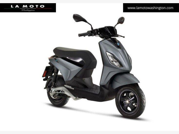 Thumbnail Photo undefined for New 2023 Piaggio 1