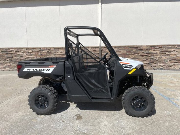 Thumbnail Photo undefined for New 2023 Polaris Ranger 1000 Premium