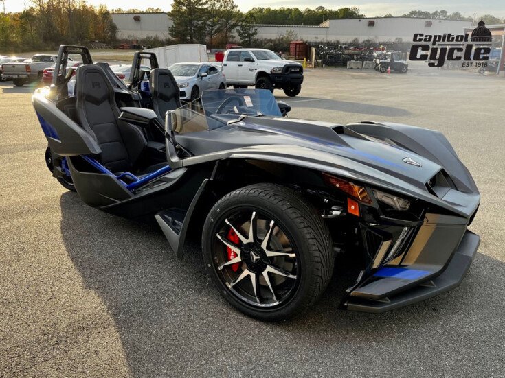Thumbnail Photo undefined for New 2023 Polaris Slingshot R