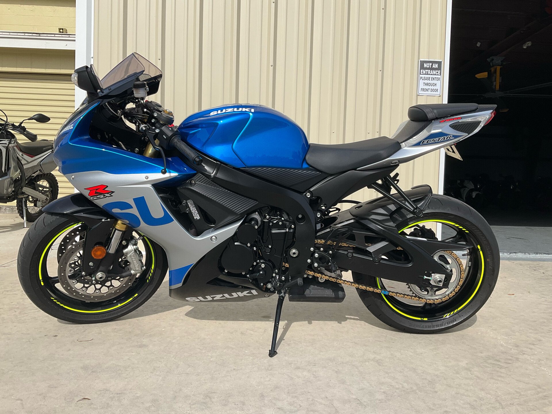 Gsxr 750 deals autotrader