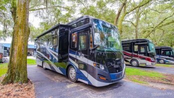 New 2023 Tiffin Allegro Red 33 AA