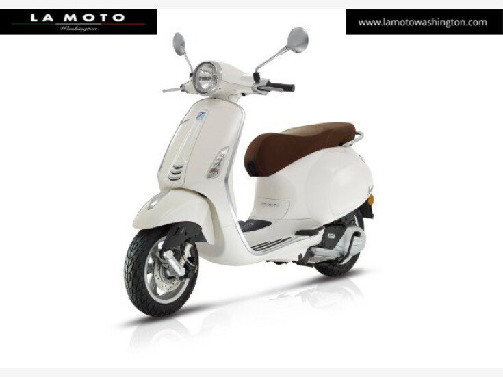 Thumbnail Photo undefined for New 2023 Vespa Primavera 50