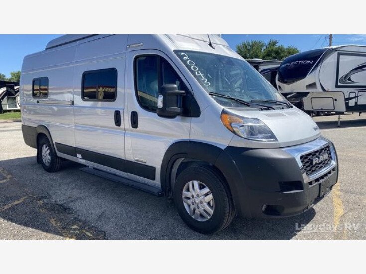 Thumbnail Photo undefined for New 2023 Winnebago Solis 59PX