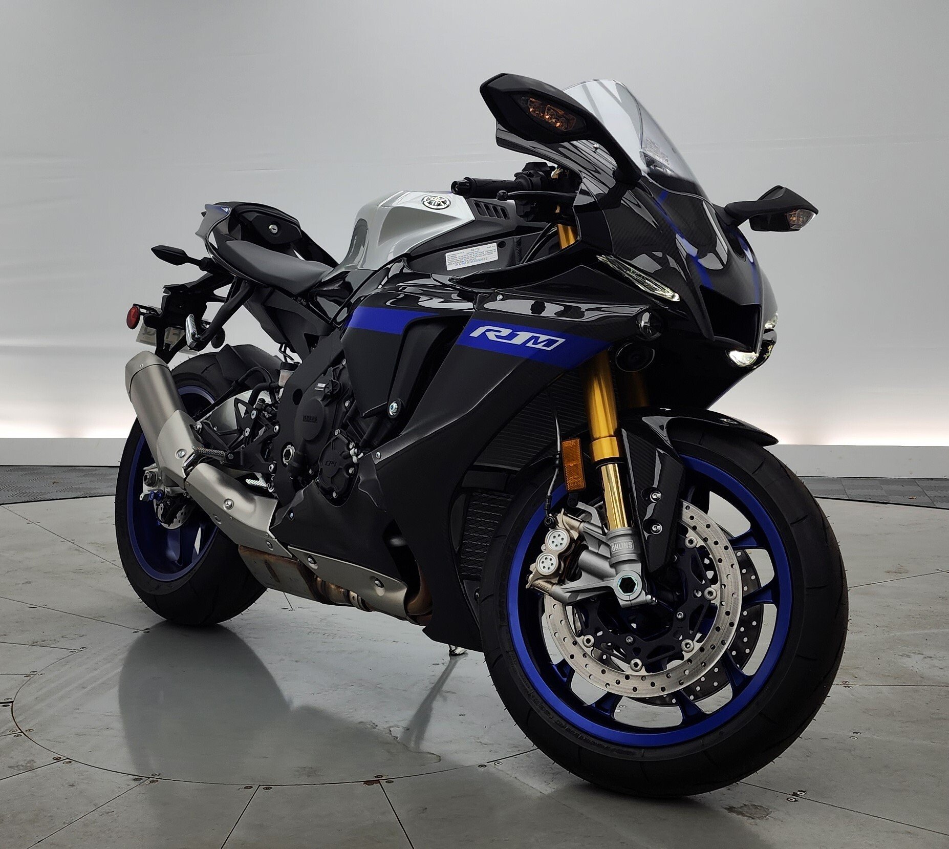 Yamaha r1m for hot sale sale near me