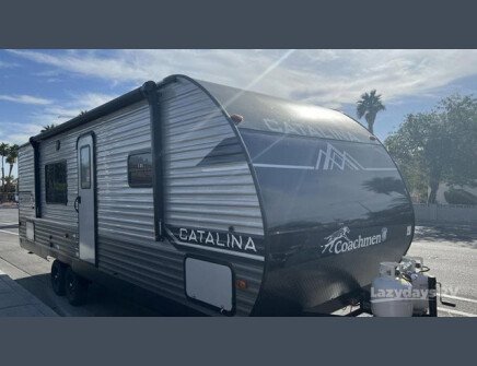 Photo 1 for New 2024 Coachmen Catalina 261BHS