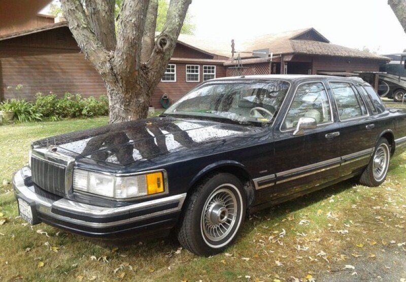 Lincoln Town Car Classics For Sale Classics On Autotrader