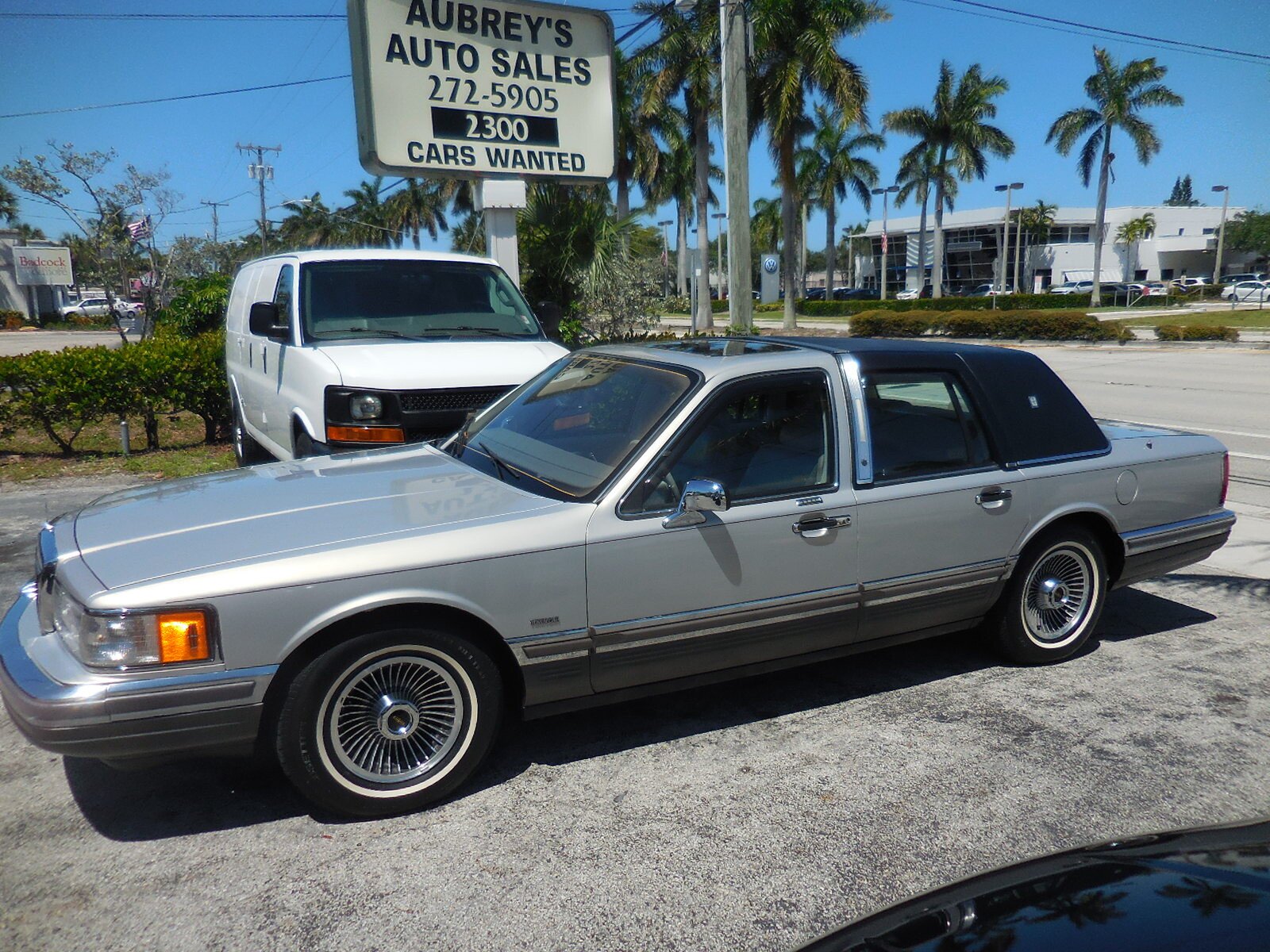 Lincoln town car 1990