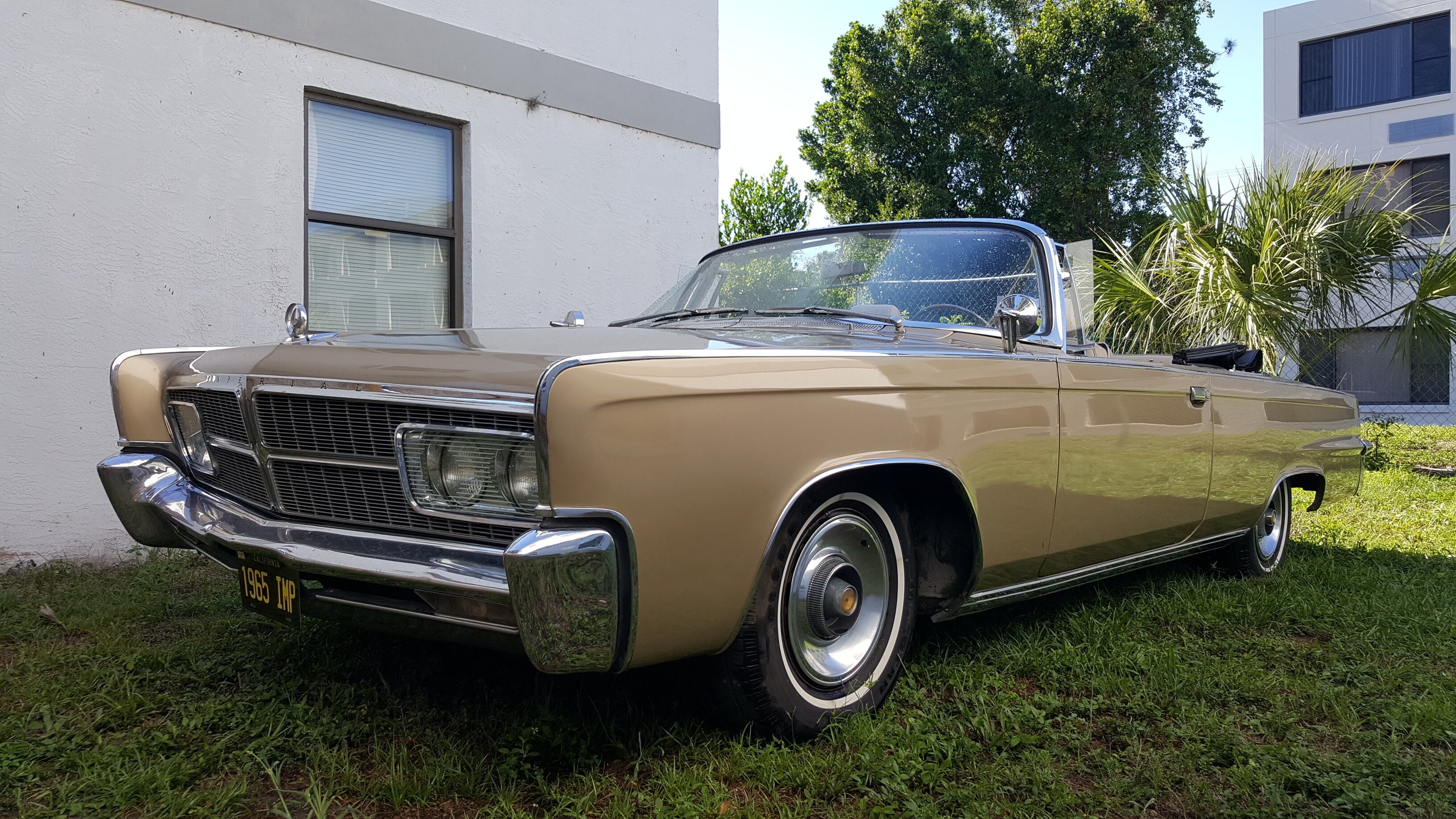 Chrysler imperial crown 1965