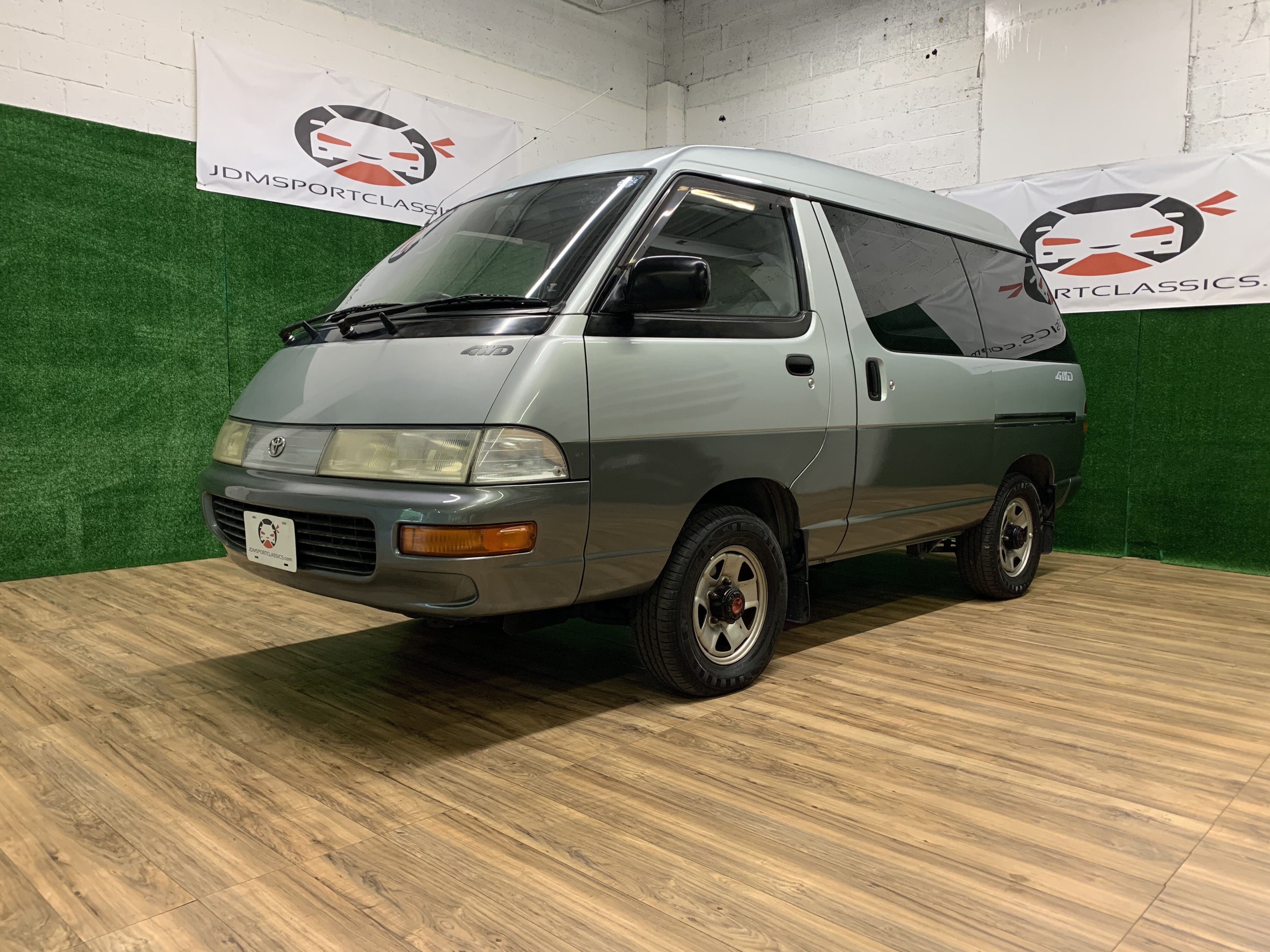 jdm toyota van