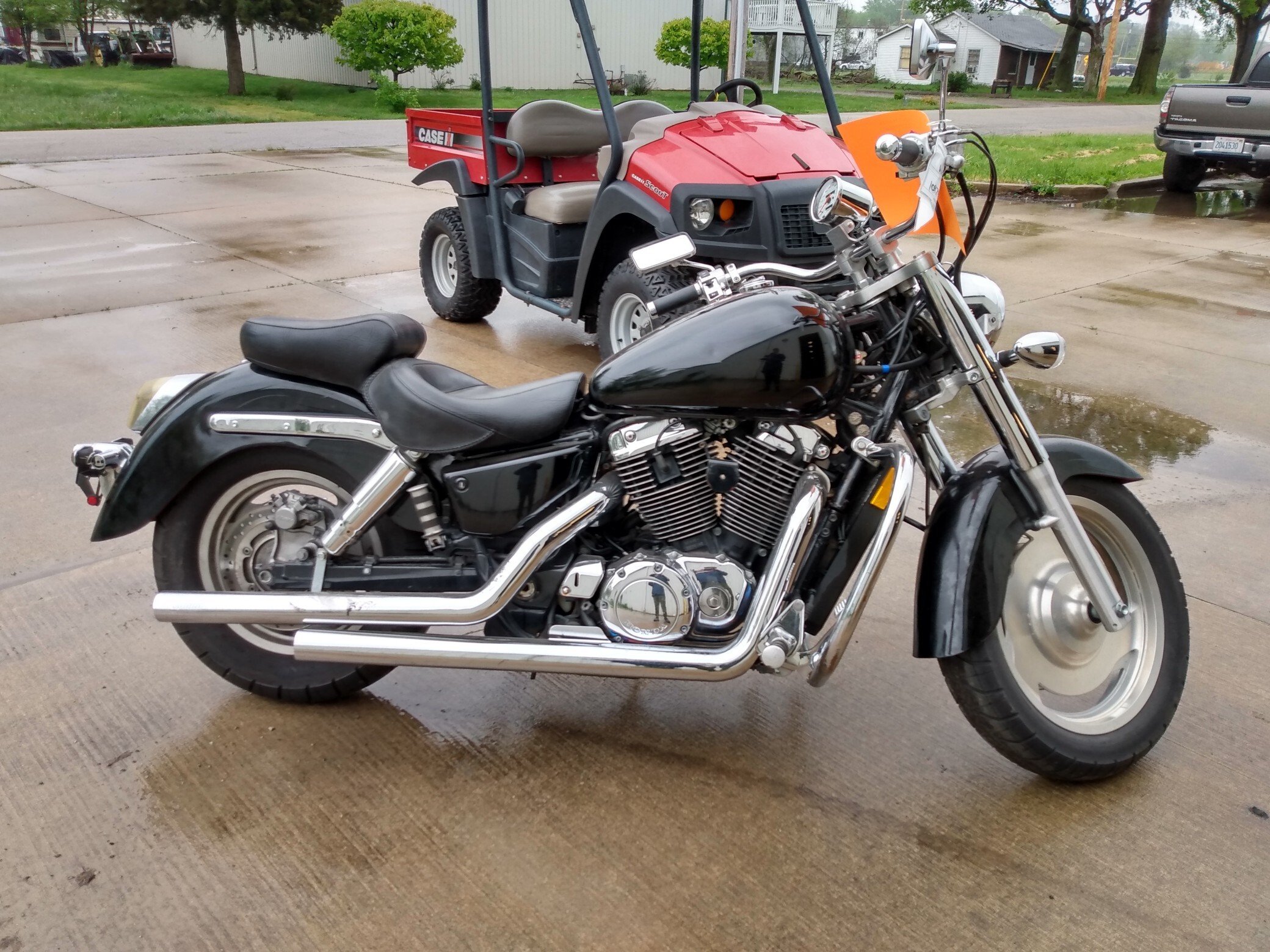 Honda shadow 1100 gas tank best sale for sale