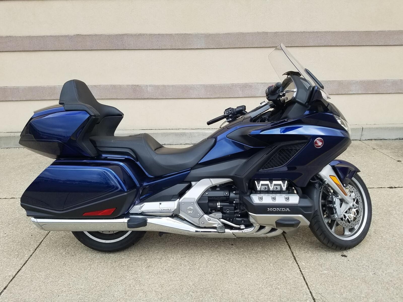 used 2018 honda goldwing for sale