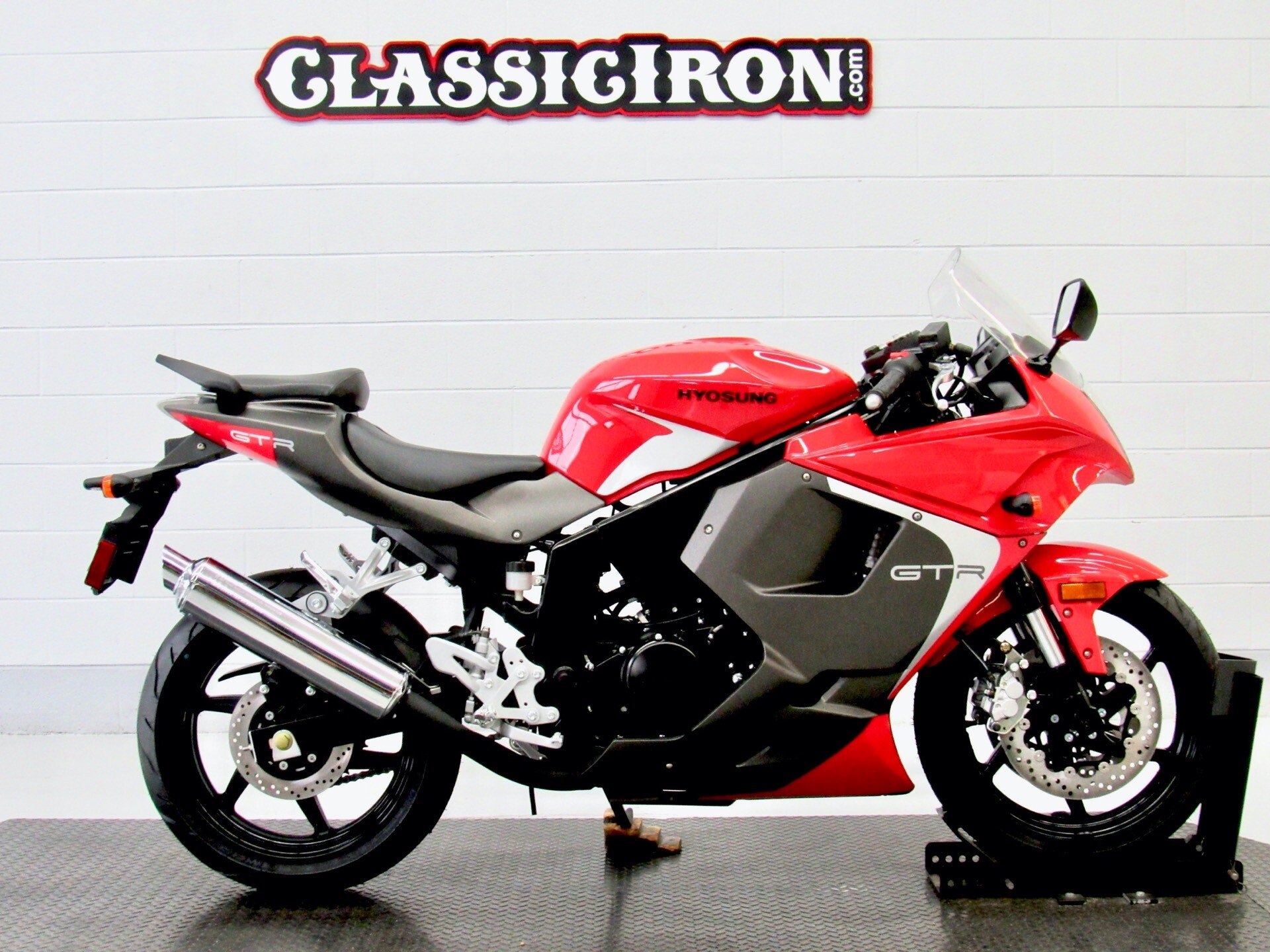 hyosung gt250r for sale near me